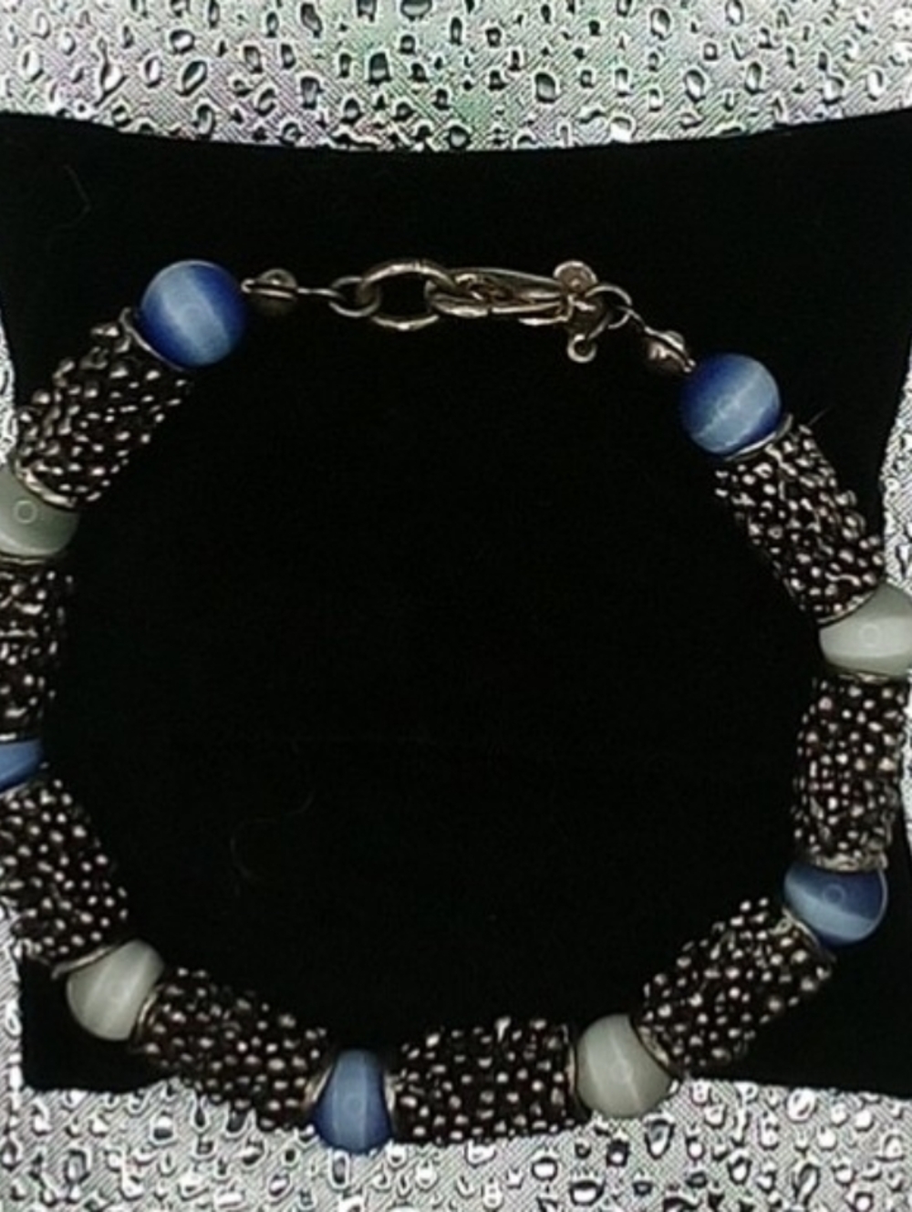 Premiere Designs Morocco Bracelet, Beaded, Cat's Eye Blue And White Silver Tone